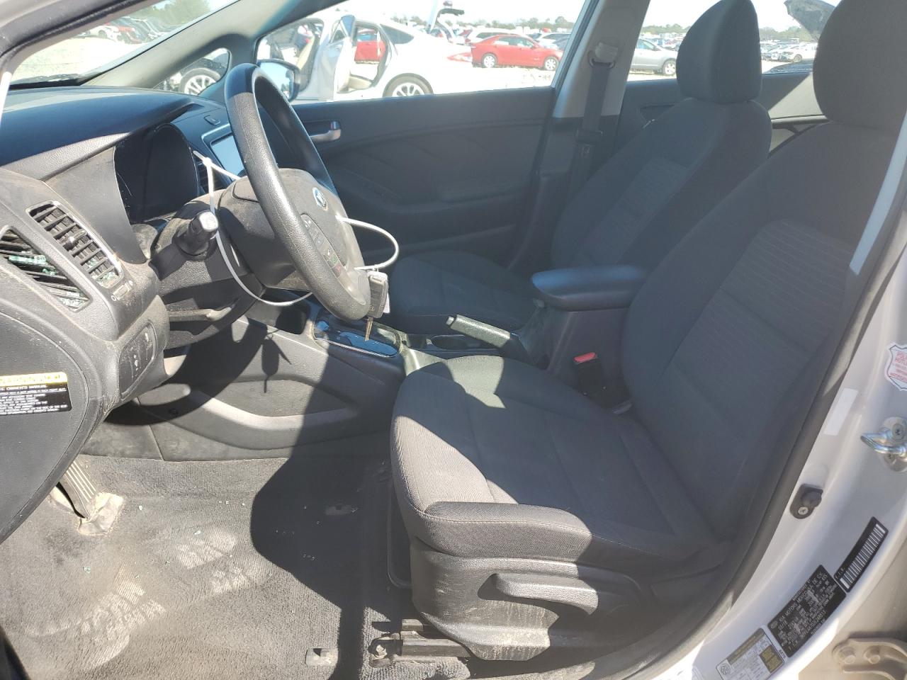 2018 Kia Forte Lx VIN: 3KPFL4A70JE248813 Lot: 86708535