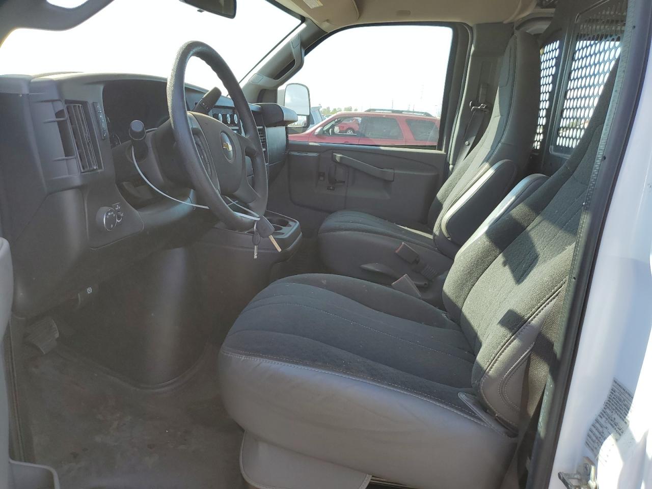 2019 Chevrolet Express G2500 VIN: 1GCWGAFG4K1291177 Lot: 84801785