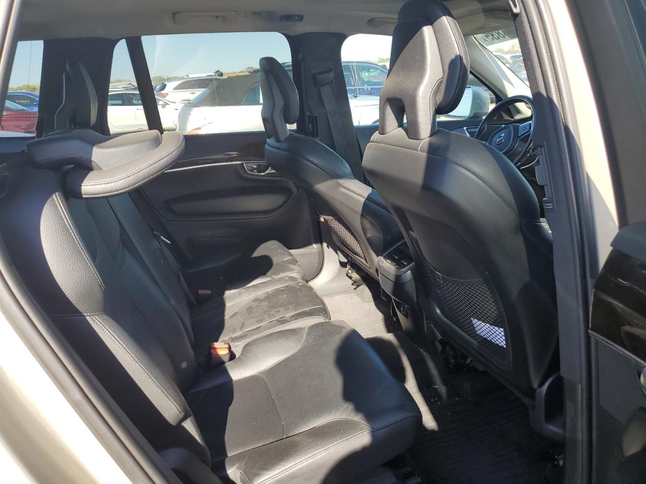 2016 Volvo Xc90 T6 VIN: YV4A22PK7G1001505 Lot: 85704835