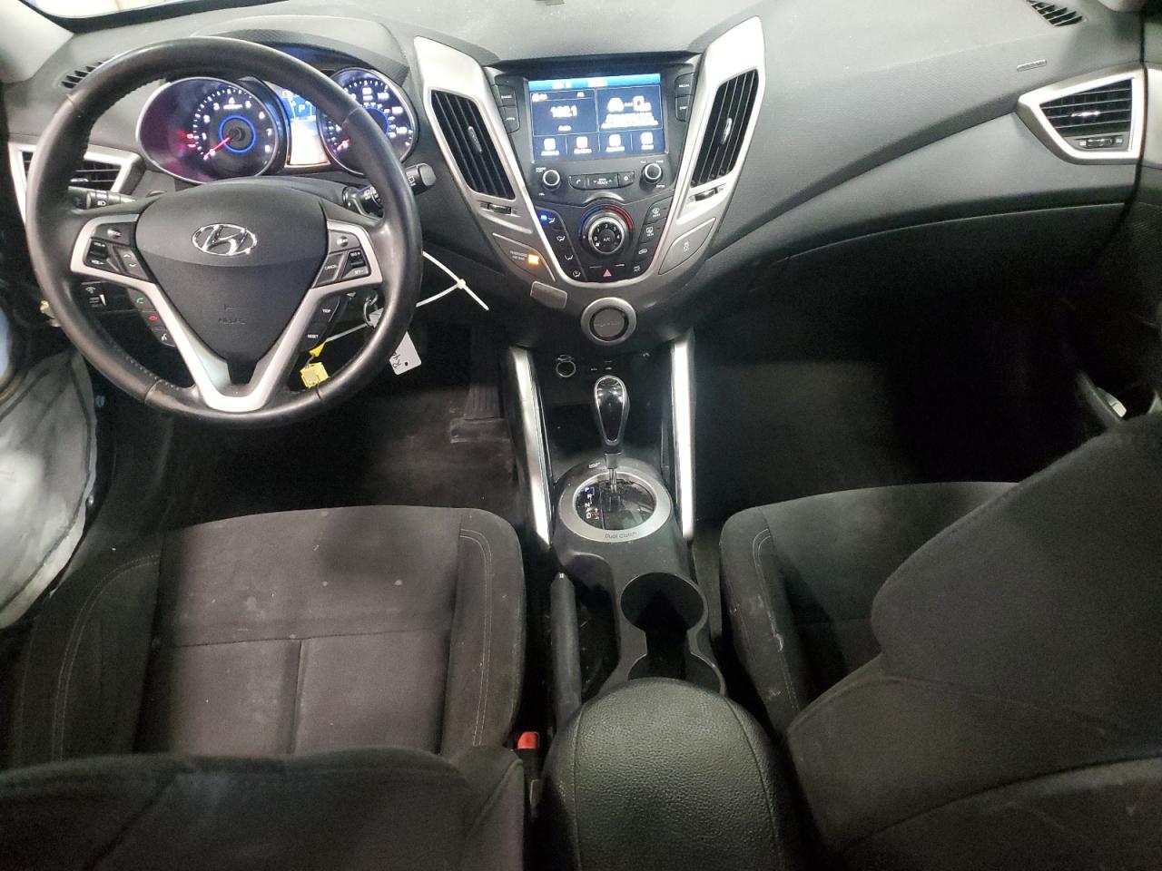 2017 Hyundai Veloster VIN: KMHTC6AD2HU310787 Lot: 85171325