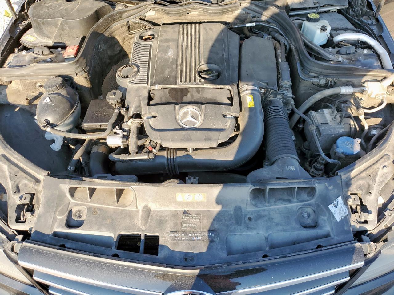 2014 Mercedes-Benz C 250 VIN: WDDGF4HB9EG255115 Lot: 84395785