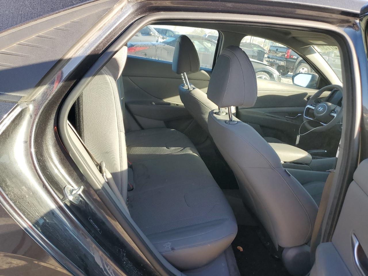 2022 Hyundai Elantra Se VIN: 5NPLL4AG4NH073678 Lot: 82625775