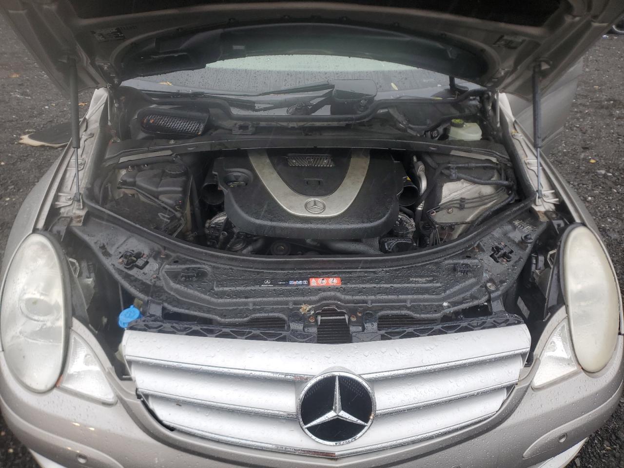 2007 Mercedes-Benz R 350 VIN: 4JGCB65E27A046251 Lot: 82396025