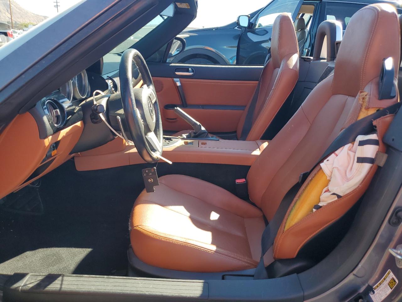 2006 Mazda Mx-5 Miata VIN: JM1NC25F760111353 Lot: 90383095