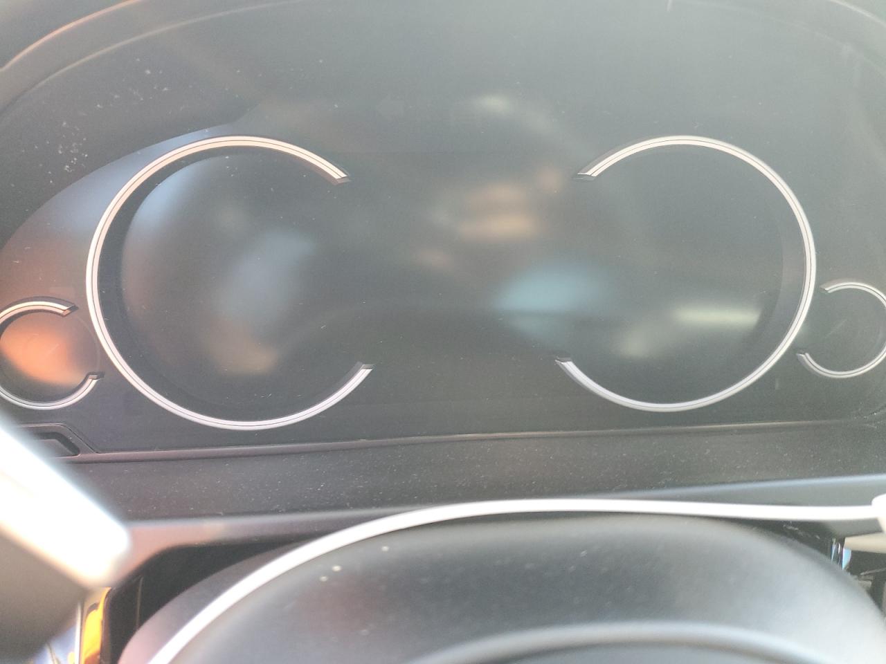 Фото: 5UXKU2C57J0X51452