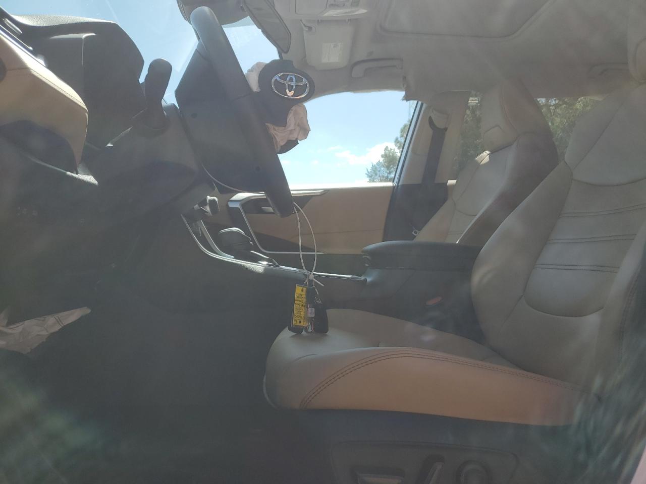 2024 Toyota Rav4 Xle Premium VIN: 4T3B6RFV7RU173005 Lot: 81899275