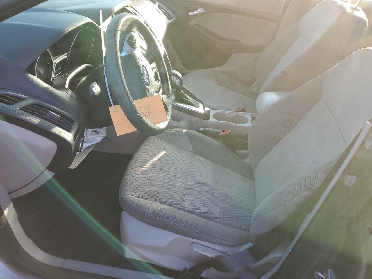 2014 Ford Focus Se VIN: 1FADP3F22EL331147 Lot: 82644805