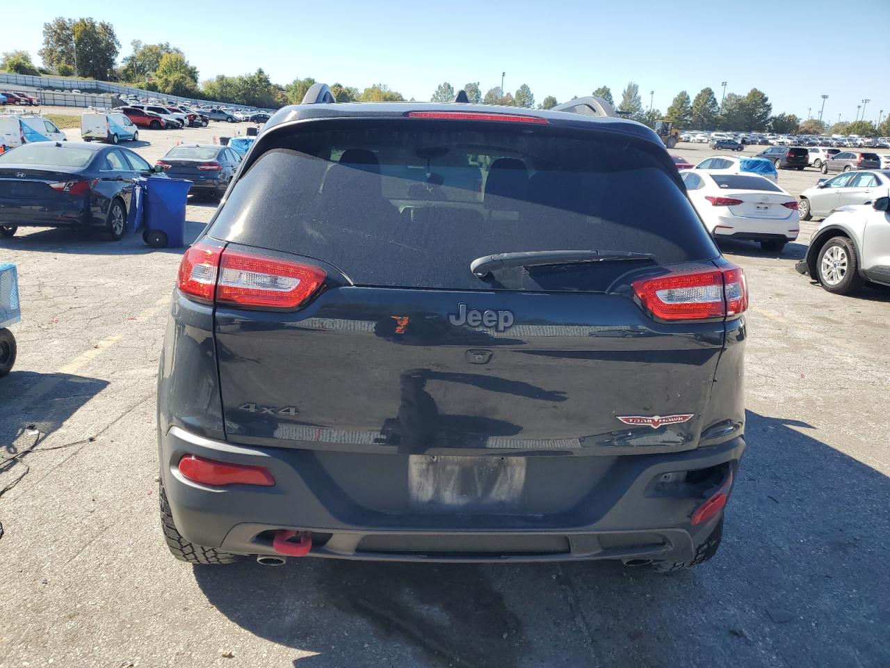 2016 Jeep Cherokee Trailhawk VIN: 1C4PJMBS2GW322440 Lot: 87232435