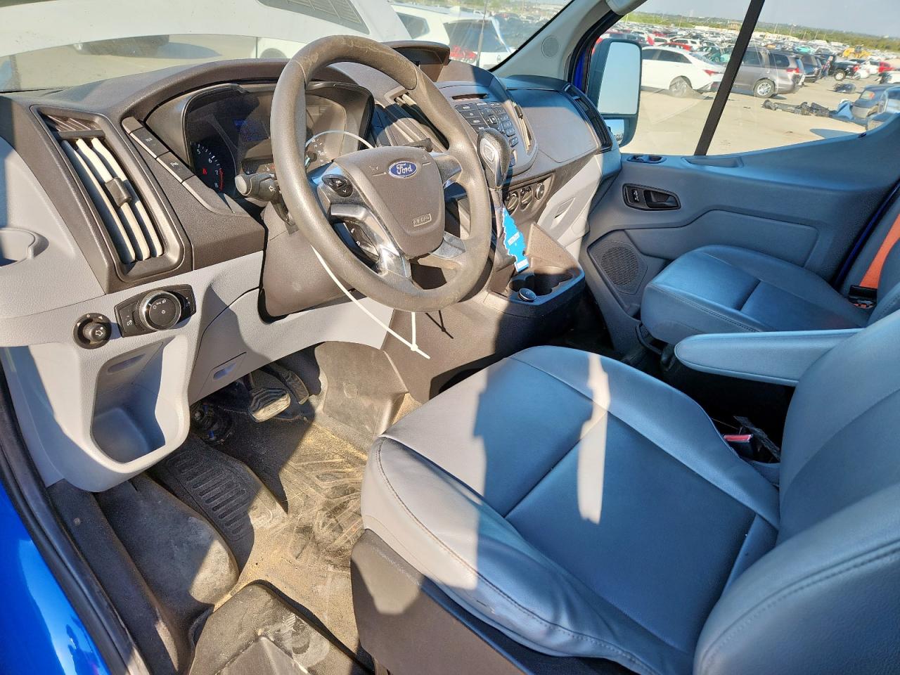 2017 Ford Transit T-250 VIN: 1FTYR2CM2HKA48327 Lot: 85762685