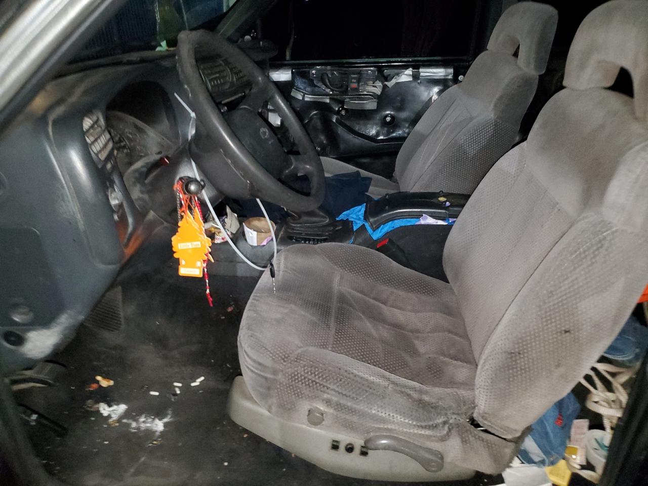 2002 Chevrolet Blazer VIN: 1GNCS18W12K201474 Lot: 90742455