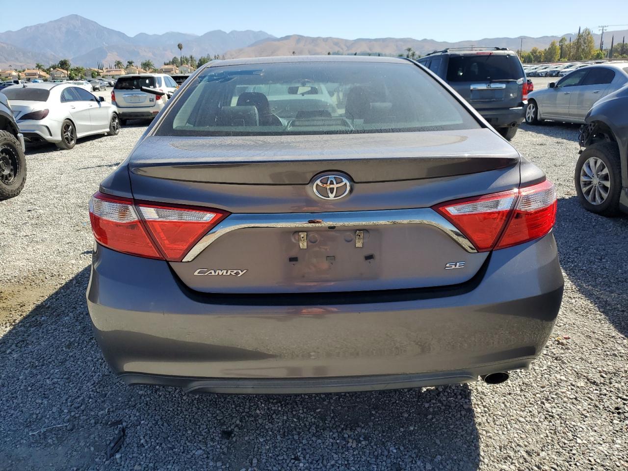 2015 Toyota Camry Le VIN: 4T1BF1FK3FU888200 Lot: 82270175