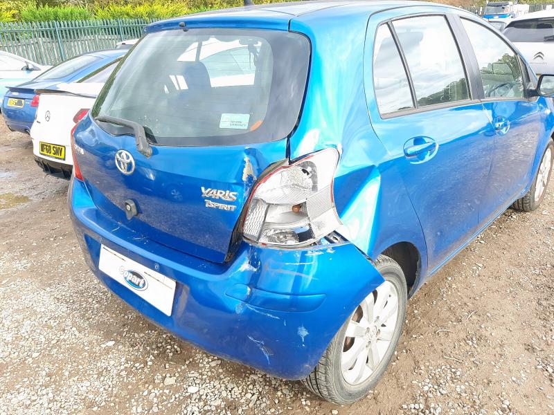 2011 TOYOTA YARIS 1.33 VVT-I T SPIRIT NAV 5DR [6]