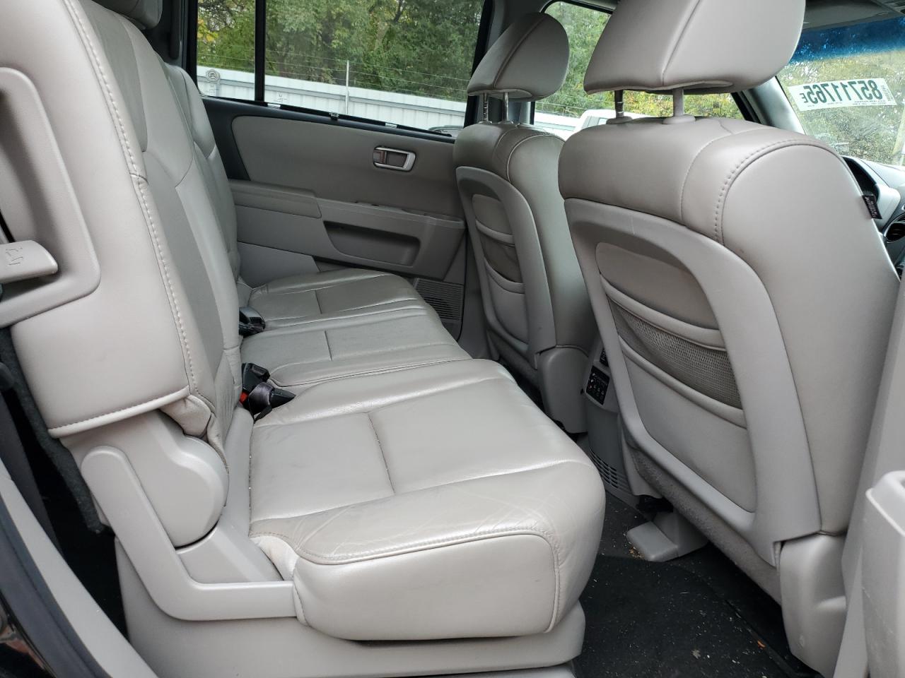 2011 Honda Pilot Touring VIN: 5FNYF4H95BB070948 Lot: 85711765