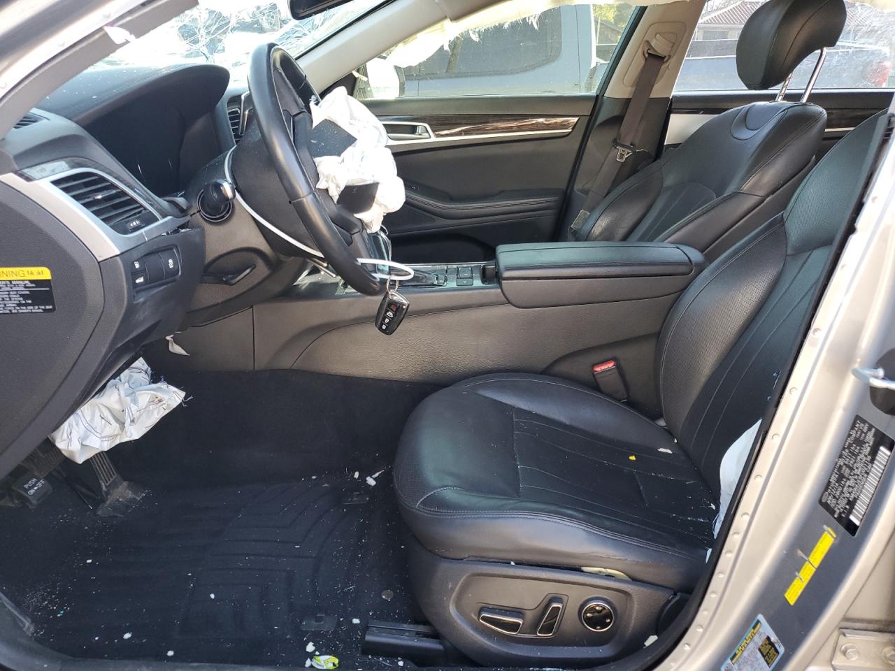 2015 Hyundai Genesis 3.8L VIN: KMHGN4JE9FU021136 Lot: 84779005