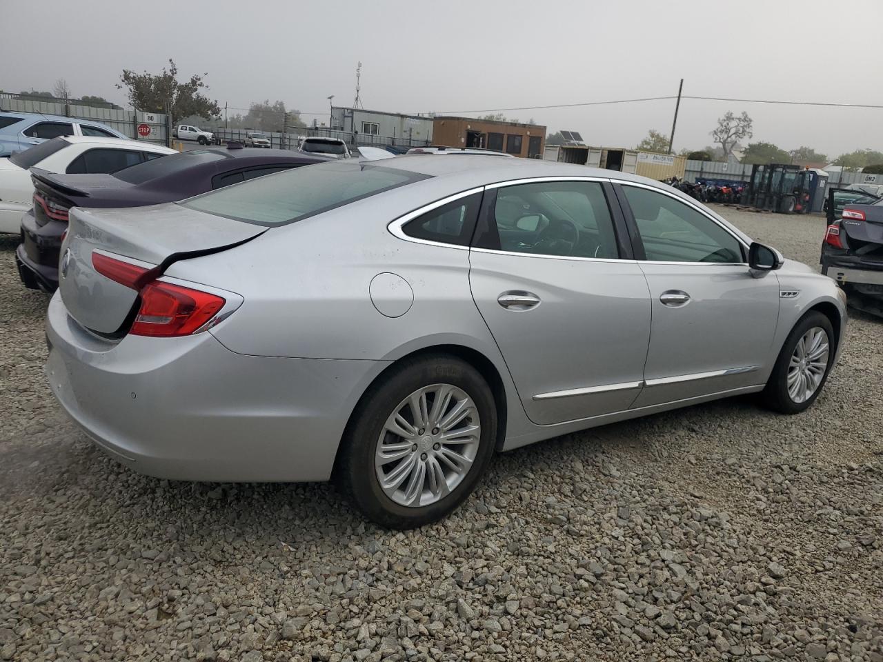 2018 Buick Lacrosse Essence silver null gas 1G4ZP5SZ2JU123610 photo #4