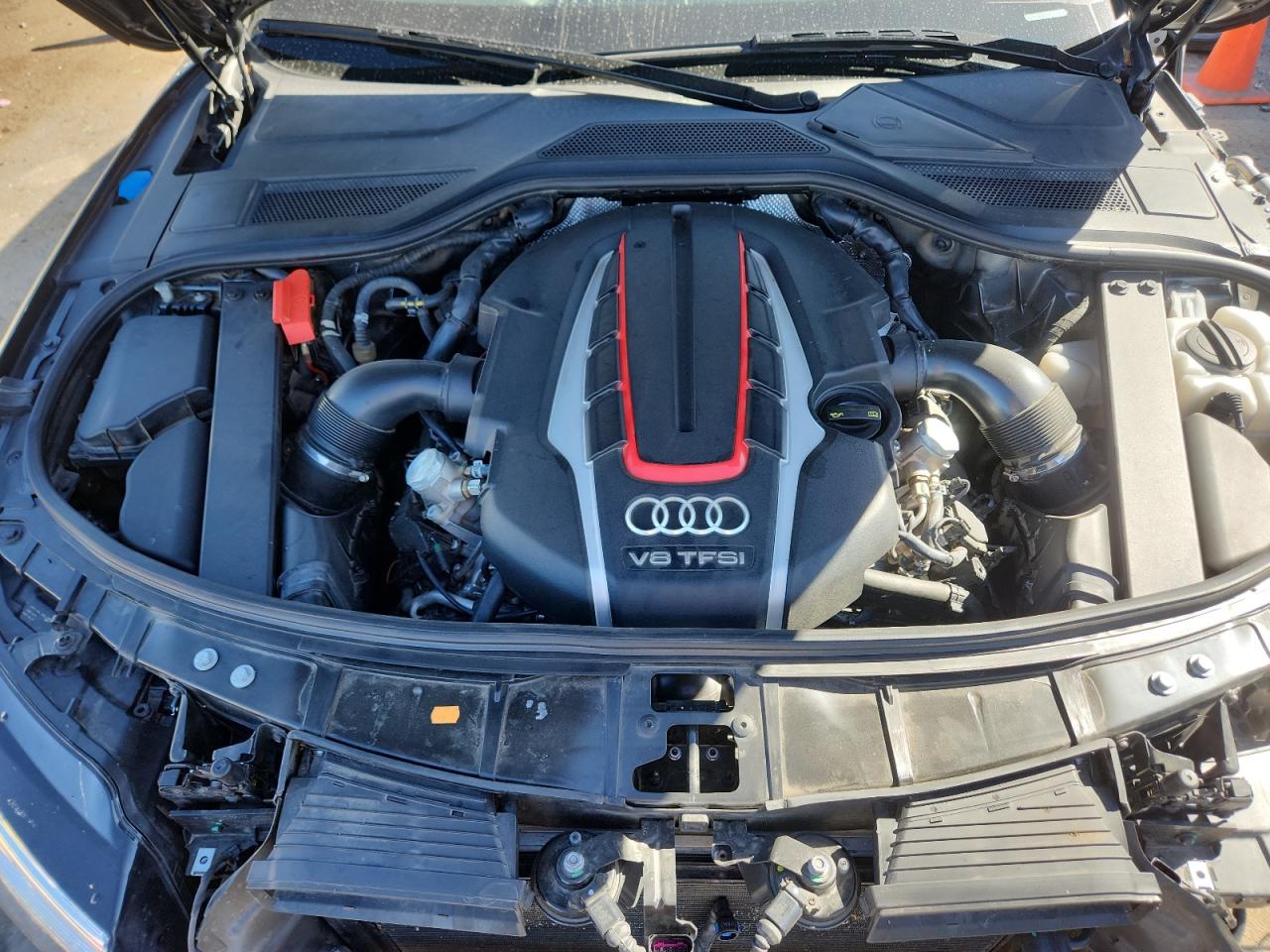 2016 Audi S8 Plus Quattro VIN: WUAJ5AFDXGN900412 Lot: 90928675