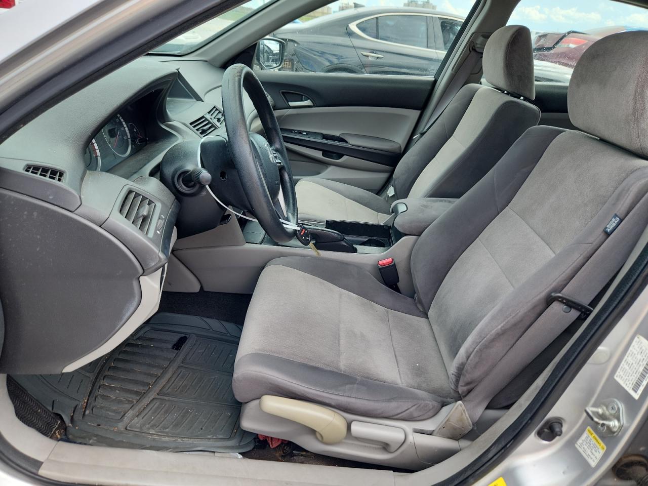 2009 Honda Accord Lx VIN: JHMCP26309C014903 Lot: 82186085