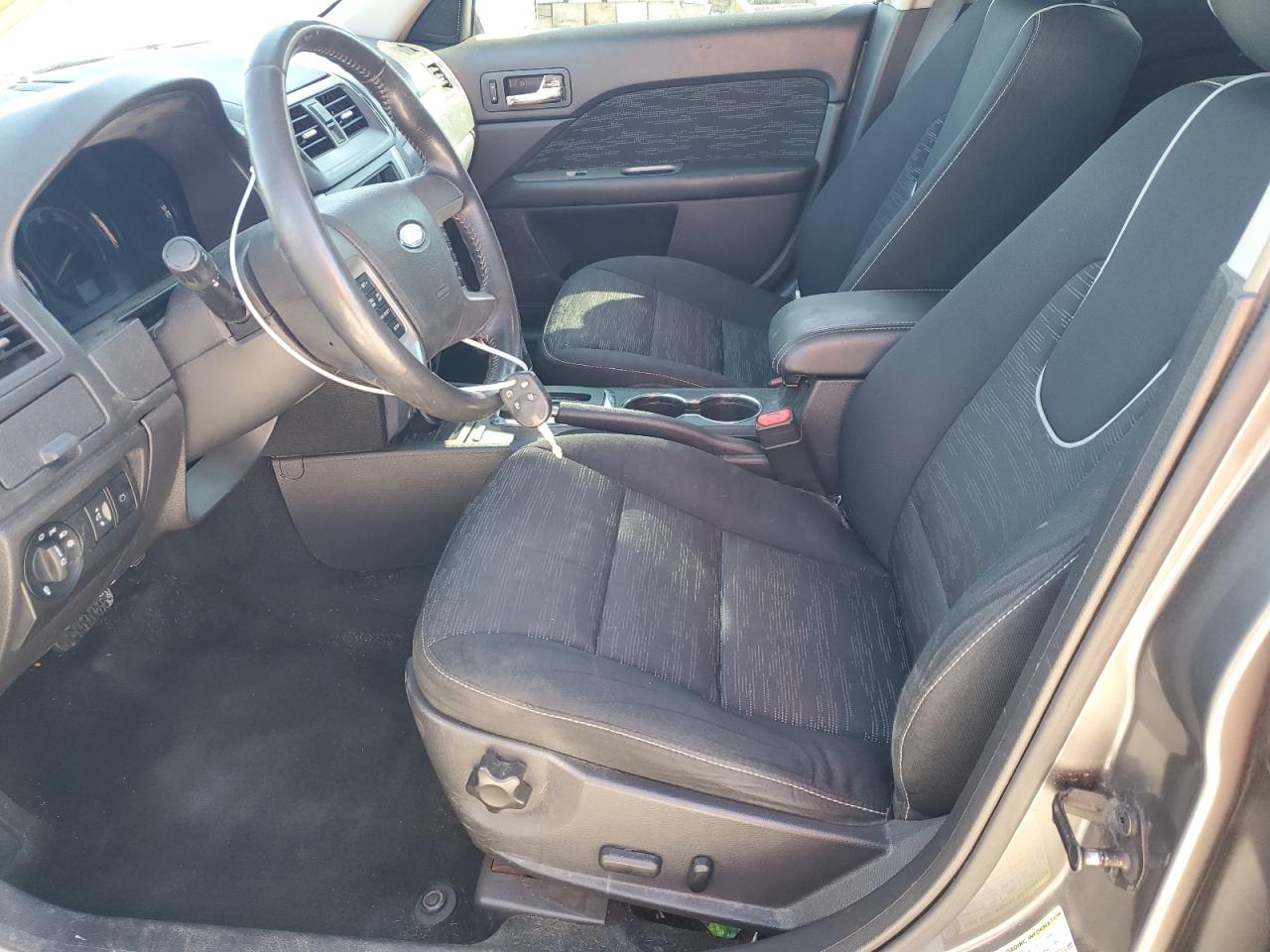 2012 Ford Fusion Se VIN: 3FAHP0HA7CR102563 Lot: 90479305