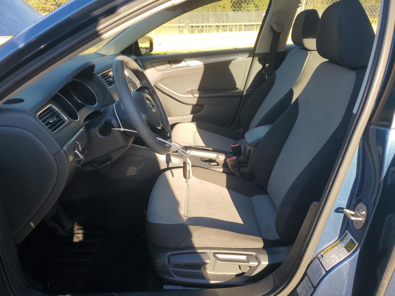 2017 Volkswagen Jetta S VIN: 3VW2B7AJ9HM383090 Lot: 85357785