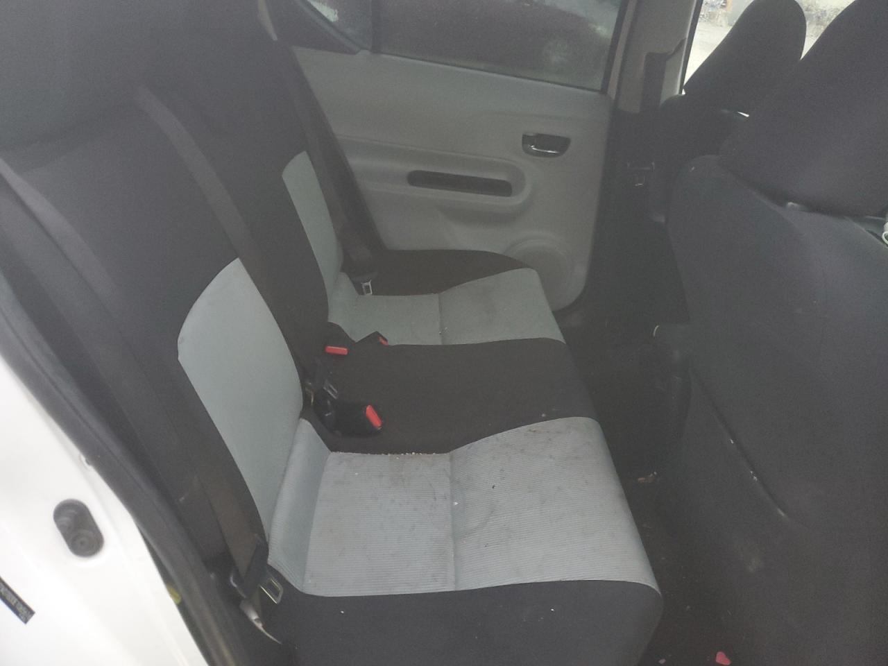 2014 Toyota Prius C VIN: JTDKDTB30E1065616 Lot: 90463875