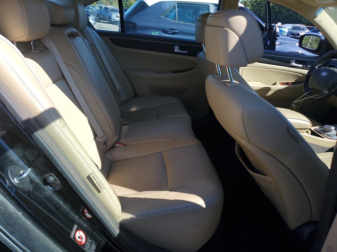 2012 Hyundai Genesis 3.8L VIN: KMHGC4DD9CU194661 Lot: 84554205