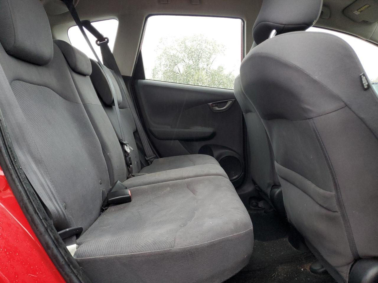 2013 Honda Fit VIN: JHMGE8H32DC003286 Lot: 84905825