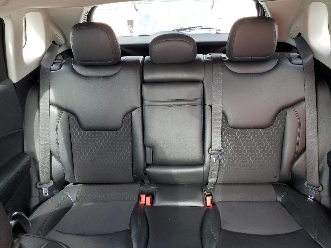 2019 Jeep Compass Latitude VIN: 3C4NJCBB6KT667695 Lot: 82191335