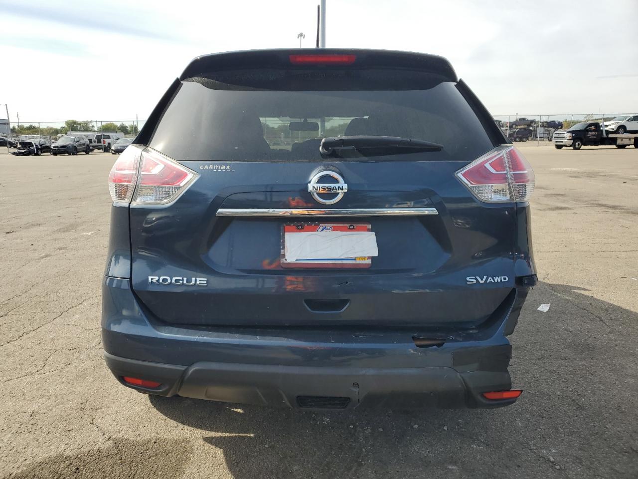 2015 Nissan Rogue S VIN: 5N1AT2MV4FC876070 Lot: 82303495