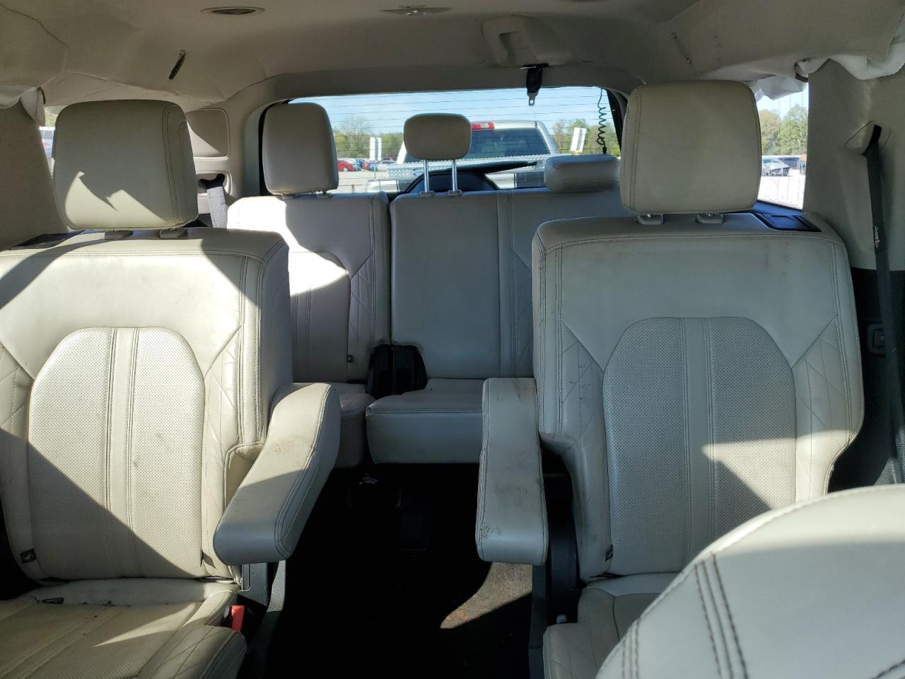 2018 Ford Expedition Platinum VIN: 1FMJU1MT2JEA33052 Lot: 84904125