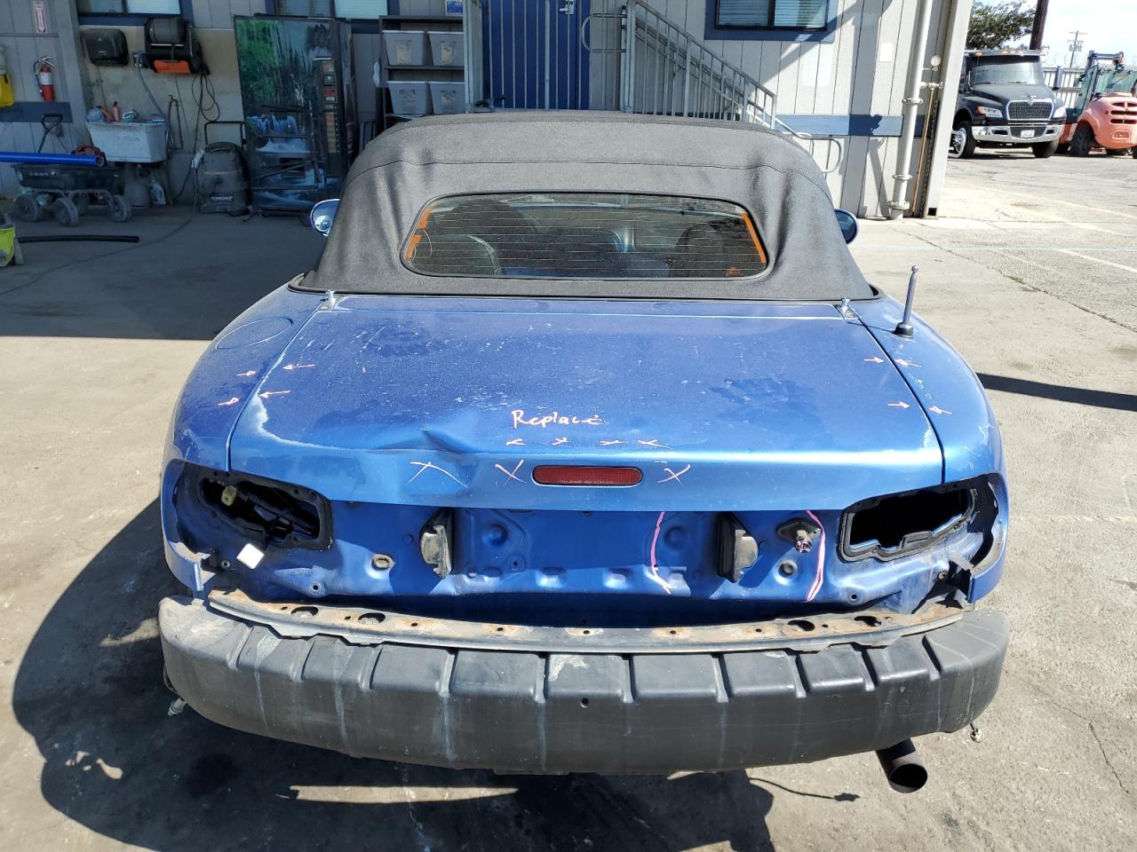 1994 Mazda Mx-5 Miata VIN: JM1NA3536R0505139 Lot: 82217025