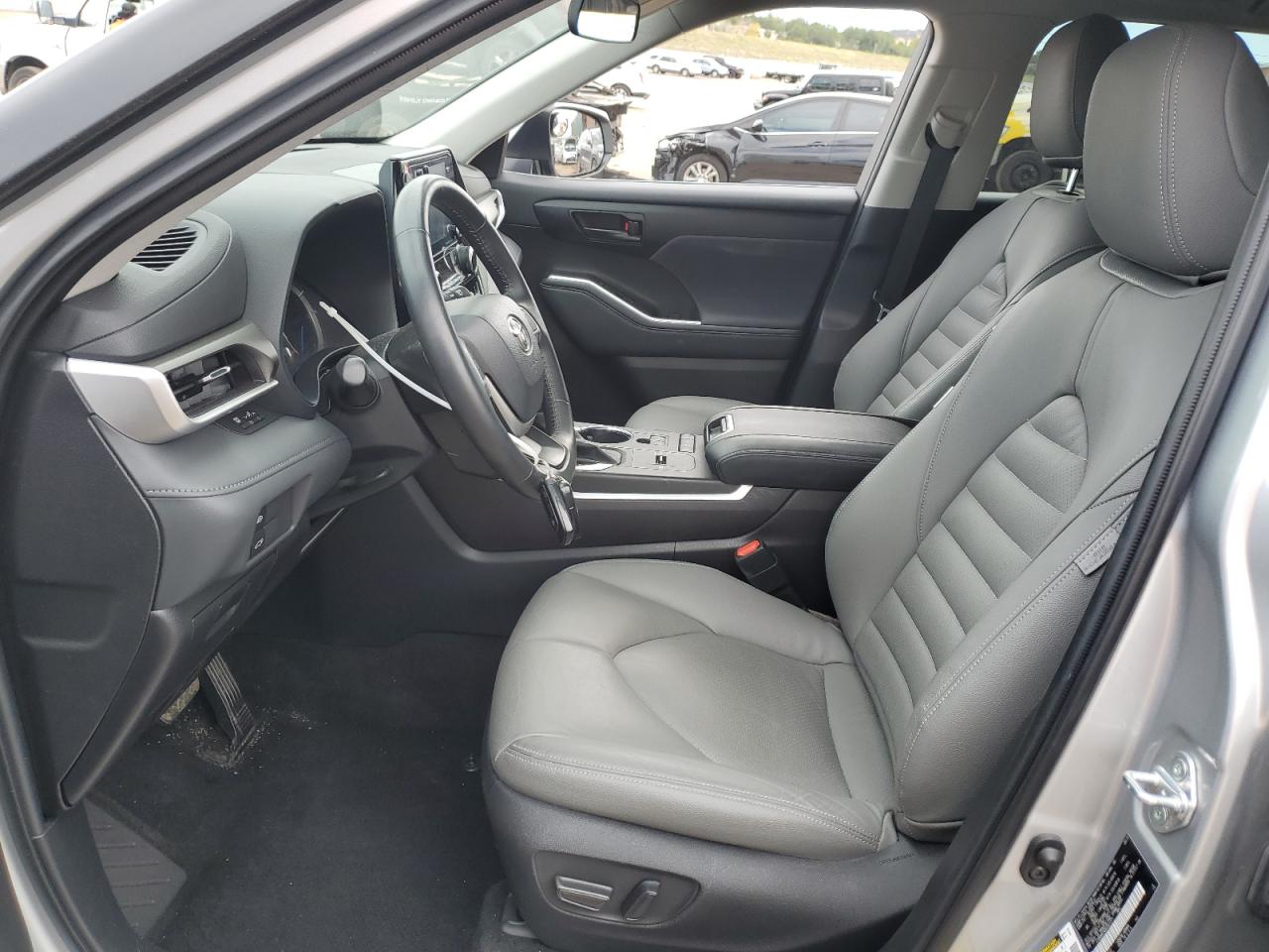 2022 Toyota Highlander Hybrid Le VIN: 5TDBBRCH6NS561171 Lot: 85878485