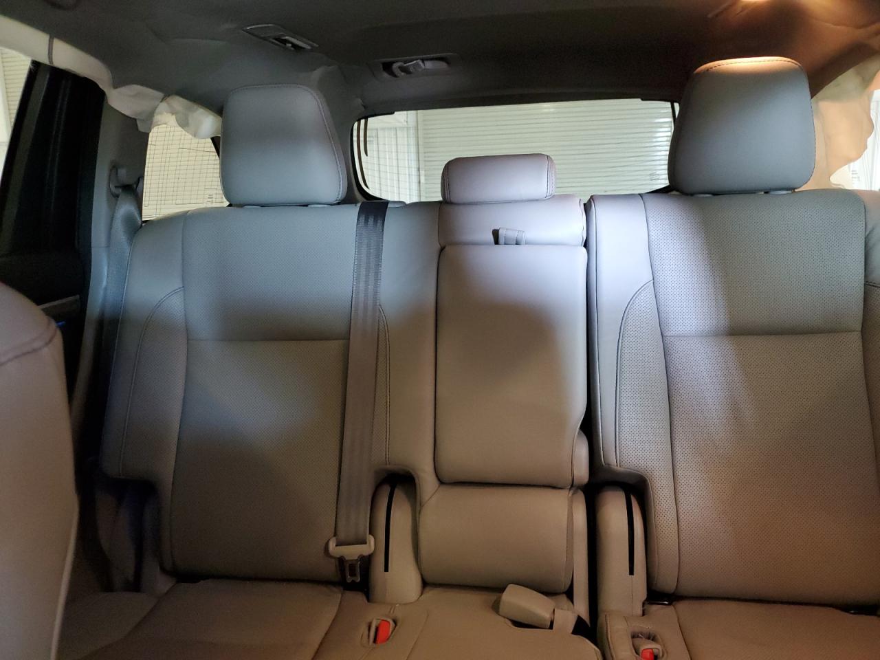 2018 Toyota Highlander Limited VIN: 5TDYZRFH8JS237229 Lot: 81970255