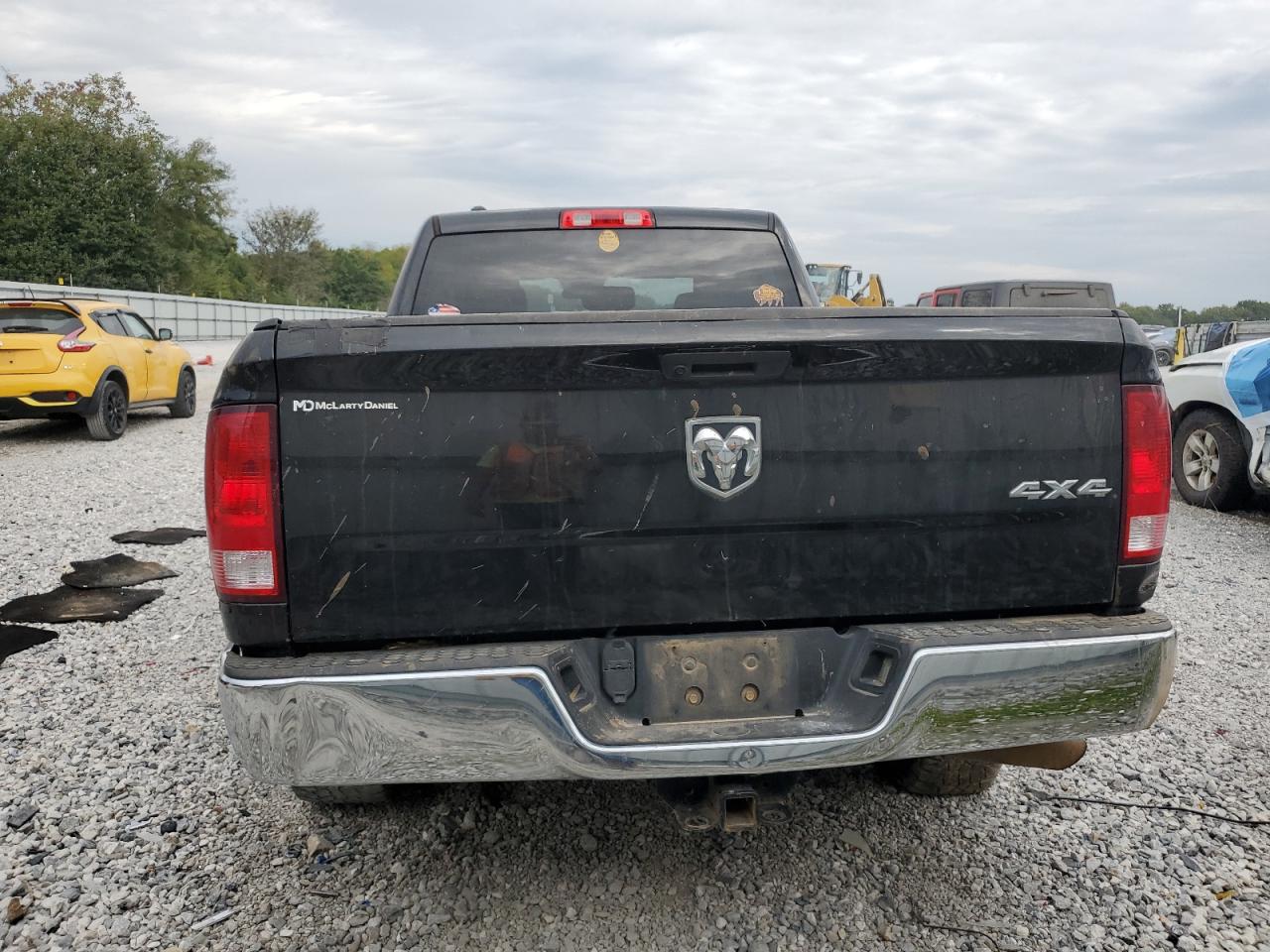 2019 Ram 1500 Classic Tradesman VIN: 1C6RR7FG2KS525263 Lot: 82392835
