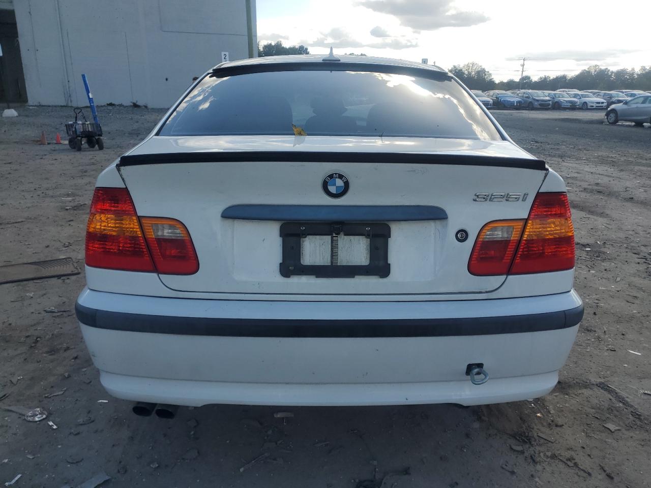 2004 BMW 325 I VIN: WBAEV334X4KW15654 Lot: 85097235