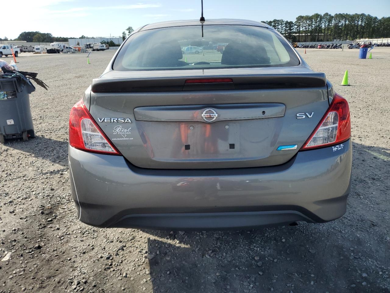 2016 Nissan Versa S VIN: 3N1CN7AP8GL821060 Lot: 82368915
