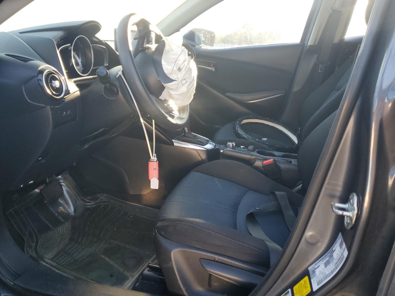 2018 Toyota Yaris Ia VIN: 3MYDLBYV8JY332295 Lot: 82614245