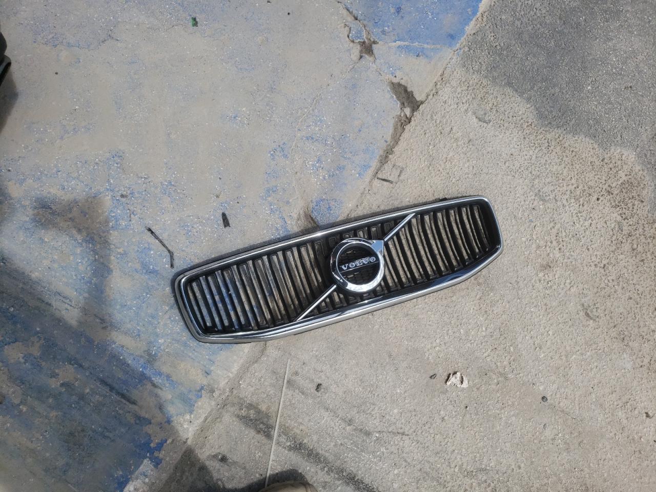 2019 Volvo S60 T5 Momentum VIN: 7JR102FK9KG009235 Lot: 84266015