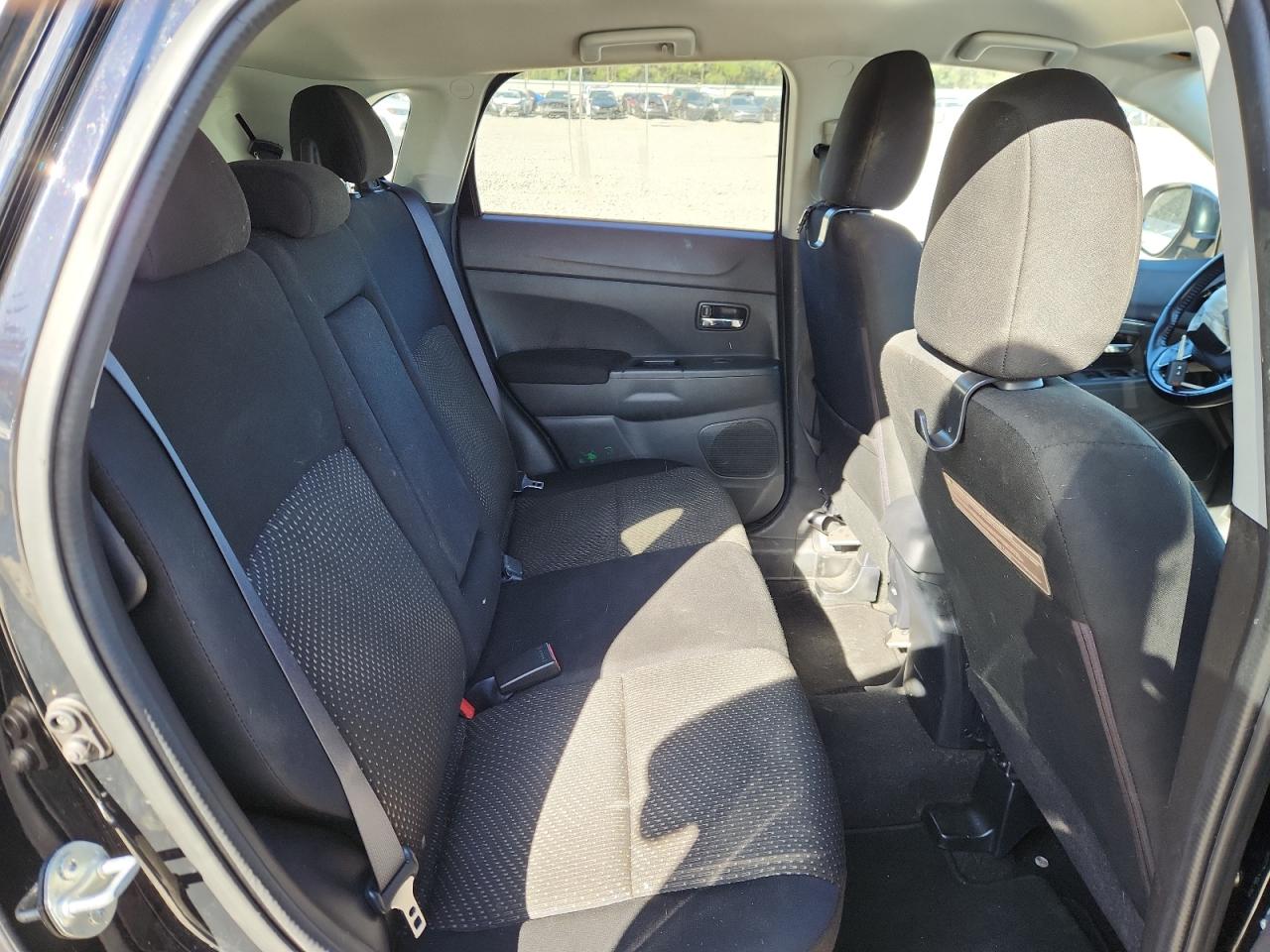 2016 Mitsubishi Outlander Sport Es VIN: JA4AP3AUXGZ030688 Lot: 81933255