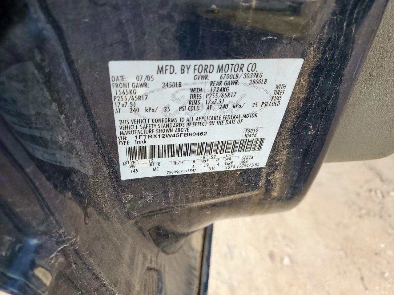 2005 Ford F150 VIN: 1FTRX12W45FB60462 Lot: 82183875