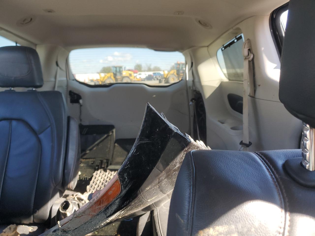 2017 Chrysler Pacifica Touring L VIN: 2C4RC1BG5HR591085 Lot: 90602835