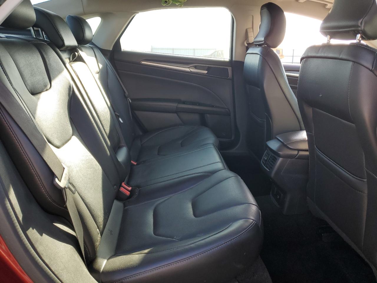 2016 Ford Fusion Titanium Phev VIN: 3FA6P0SU5GR116204 Lot: 82253815