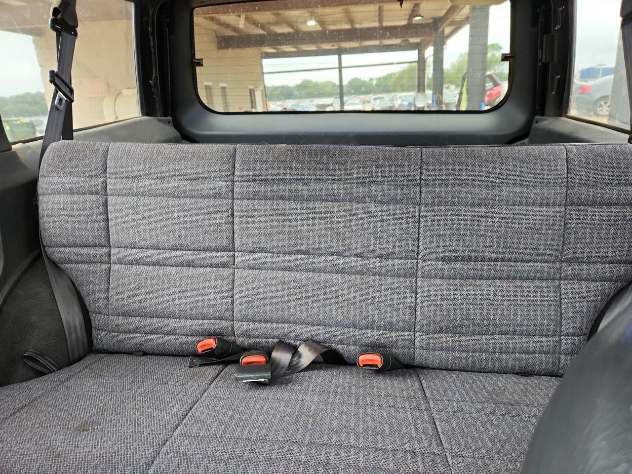 2000 Jeep Cherokee Sport VIN: 1J4FF48S7YL105094 Lot: 85877465