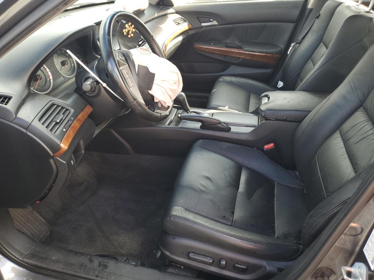 2011 Honda Accord Exl VIN: 1HGCP3F88BA015206 Lot: 86222015