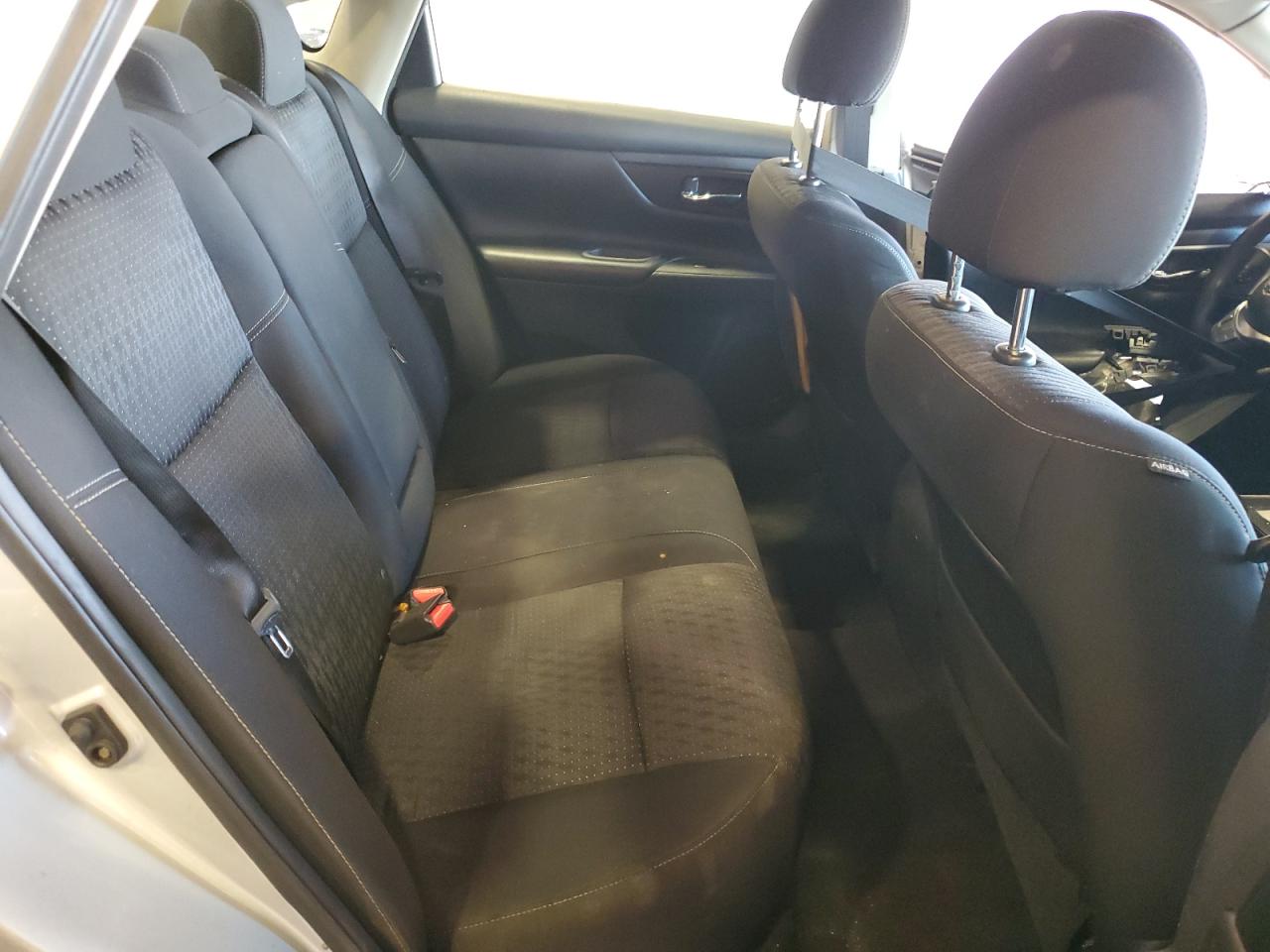 2017 Nissan Altima 2.5 VIN: 1N4AL3AP0HN332016 Lot: 81084395