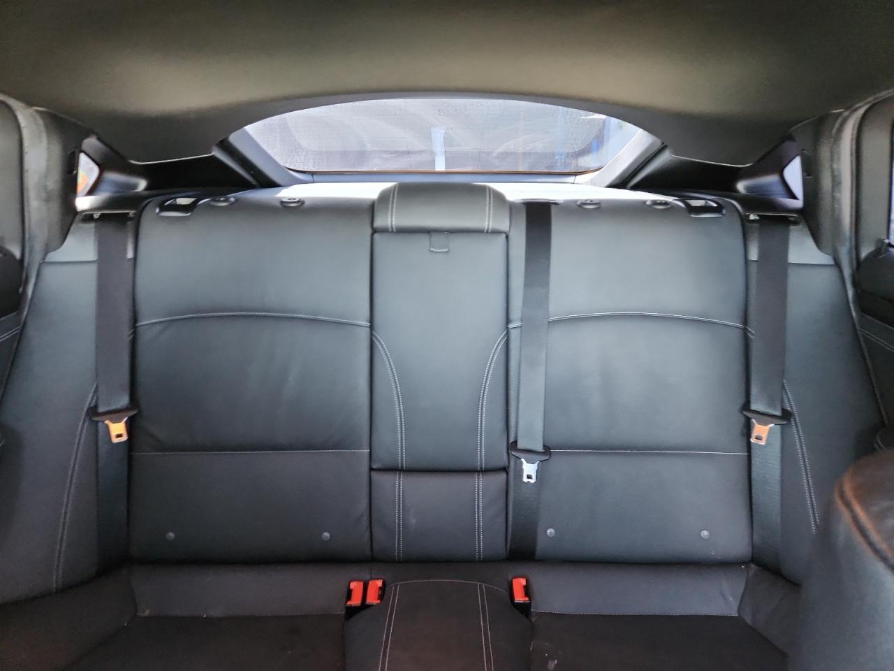 Фото: 5UXXW3C56J0T83089