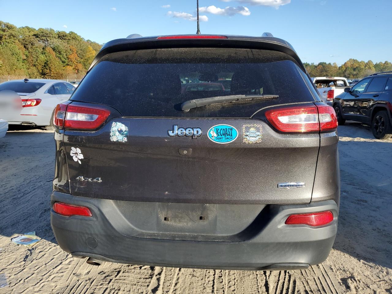 2016 Jeep Cherokee Latitude VIN: 1C4PJMCBXGW115616 Lot: 89620285