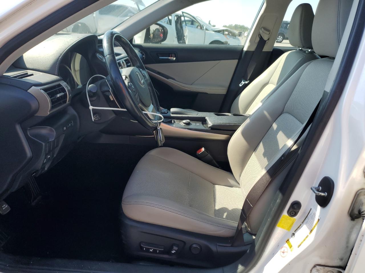 2016 Lexus Is 200T VIN: JTHBA1D26G5020305 Lot: 85312705