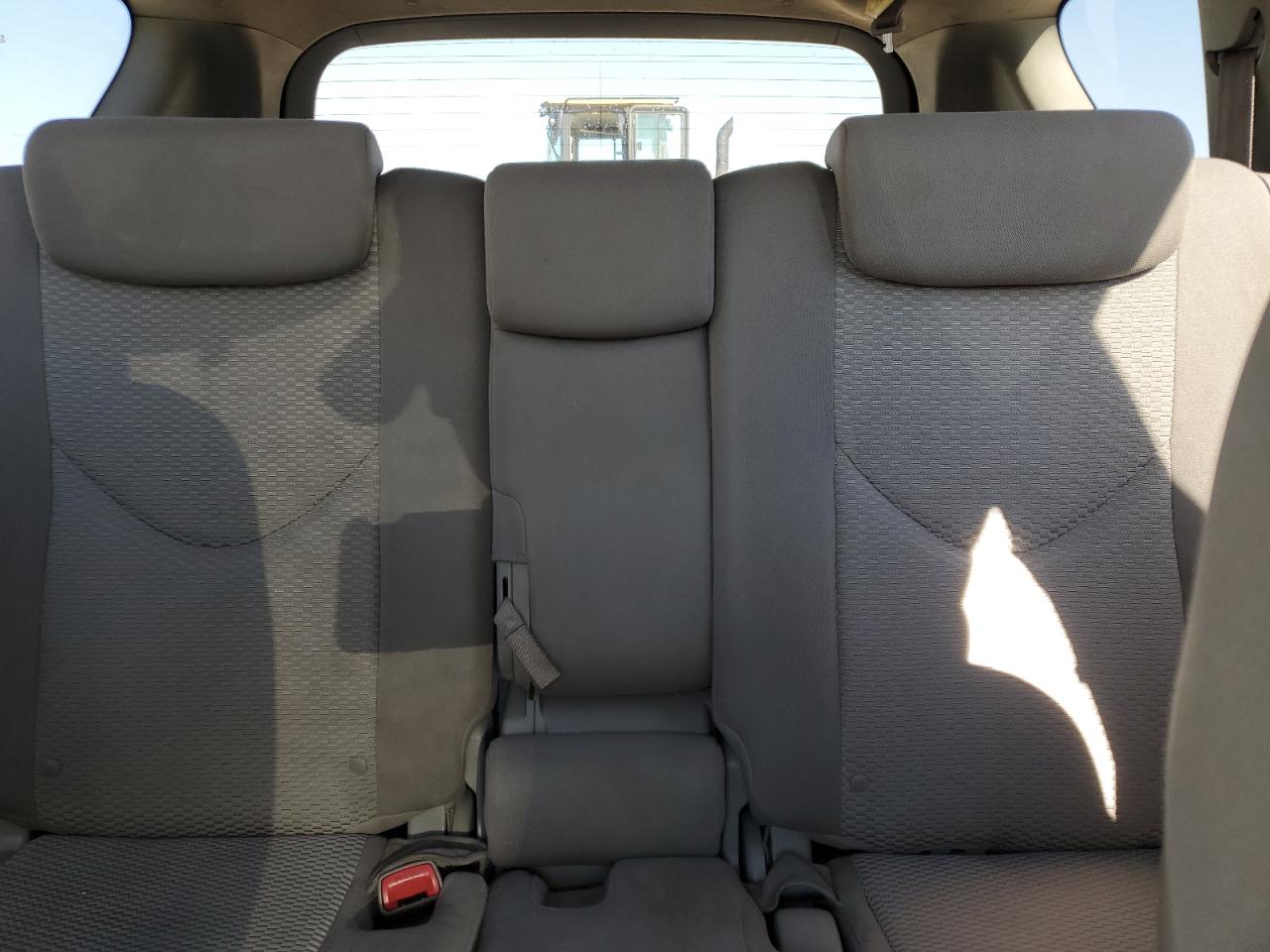 2007 Toyota Rav4 Limited VIN: JTMBD31V276049913 Lot: 82244205