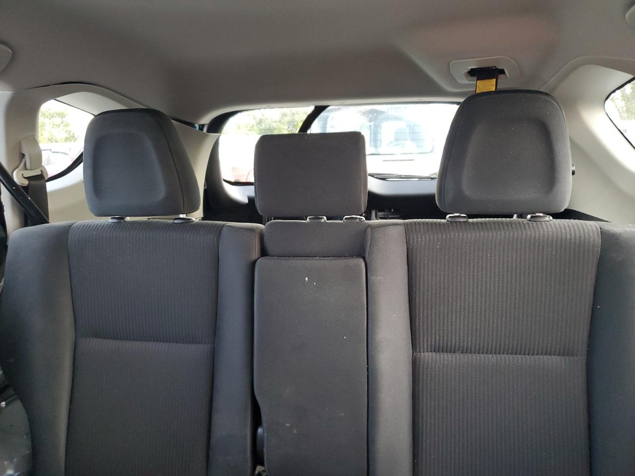 2018 Toyota Rav4 Le VIN: JTMZFREV7JJ185593 Lot: 84970225