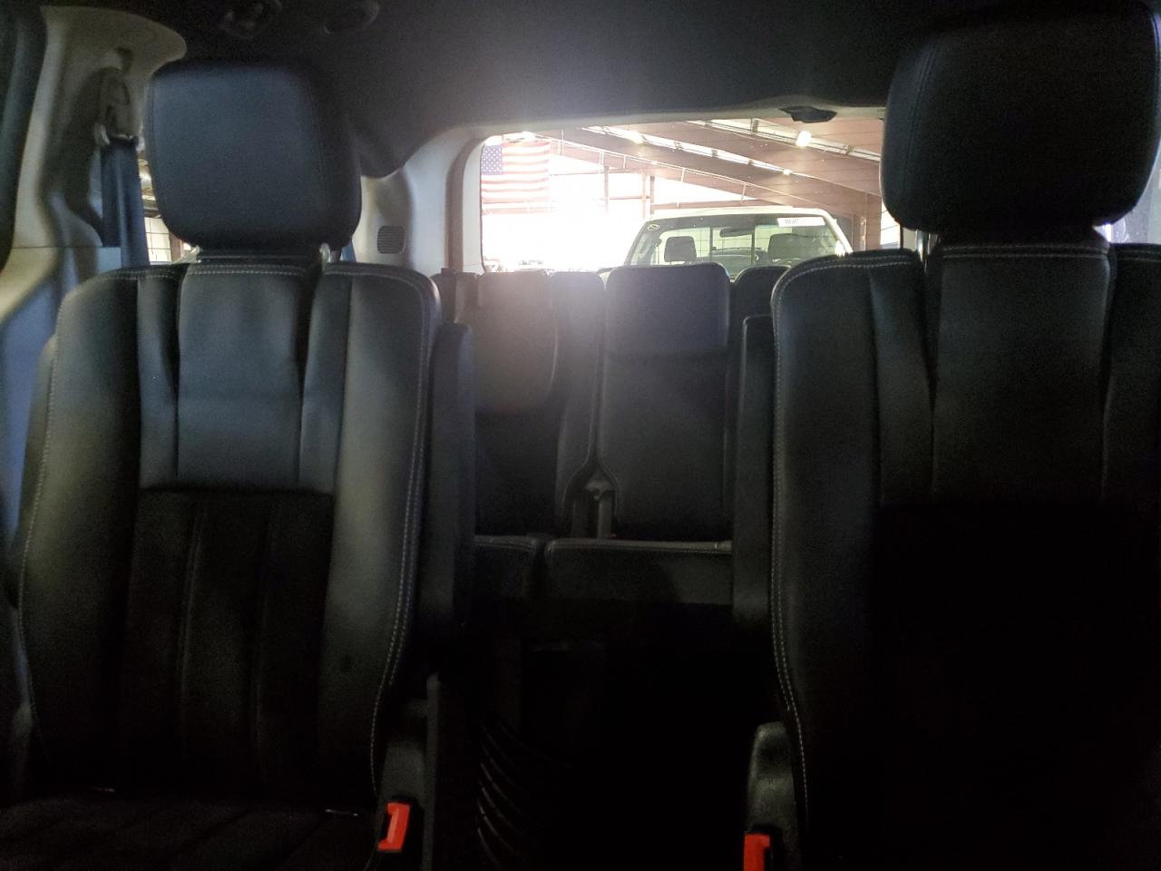 2018 Dodge Grand Caravan Sxt VIN: 2C4RDGCG9JR266525 Lot: 89494835